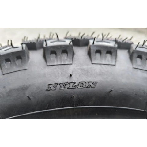 Покришка 3.50-18 з камерою ZM- 215 6PR Шипована на мотоцикл Иж