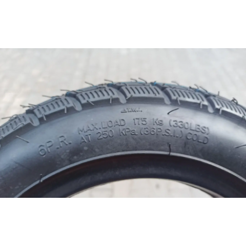 Резина 3.00-10 з камерою скат на скутер Хонда дио