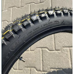 Покришка з камерою 3.00-18 на мотоцикл Минск шипована SC-TYRE