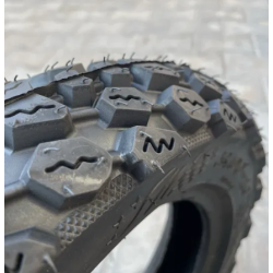 Покришка 3.00-10 безкамерна до скутера Великикий шип WSX-094