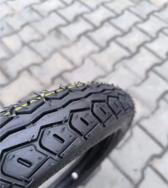 Покришка на Альфу 2.75-17 з камерою трасова 6 PR