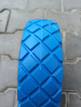 Колесо в зборі 4.10/3.50-4 на тачку з пінополіуретану 