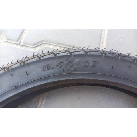Шина 2.50-17 з камерою 6 PR до мотоцикла Альфа Дельта трасова