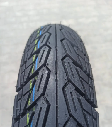 Покришка на скутер 3.50-10 безкамерка Компас