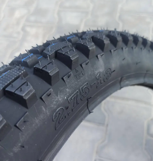 Покришка 2.75-18 на мотоцикл SRC SV-547 В'єтнам Шипована