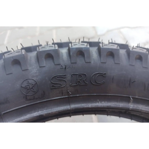 Покришка 3.50-18 В'єтнам SRC-546 6 PR до мотоцикла шипована