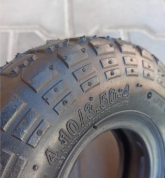 Покришка 3.50-4 з камерою на тачку