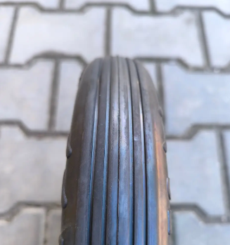 Колесо безкамерне для тачки 300 мм під вісь 20 мм в зборі гусматік