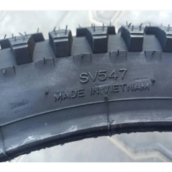 Покришка 2.75-18 на мотоцикл SRC SV-547 В'єтнам Шипована