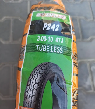 Покришка на скутер 3.00-10 безкамерна COMPASS 