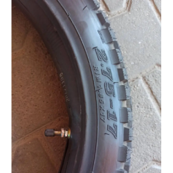 Резина з камерою 2.75-17 шипована покришка на мотоцикл Альфу Дельту Мустанг