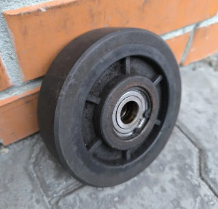 Колесо в зборі 140 мм на Візок тачку Гусматік