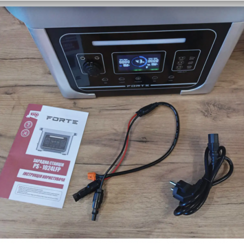 Портативна Зарядна станція Forte PS-1024LFP 