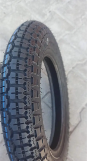 Резина на скутер 3.00-10 В'єтнам SRC SV-525  камерна