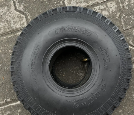 Покришка 4.00-4 на тачку візок фірми Compass