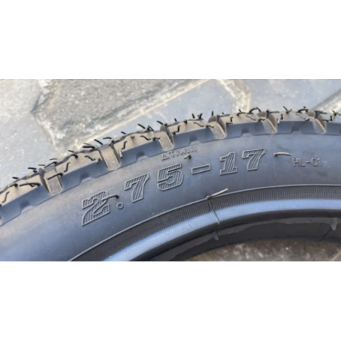 Шина з камерою 2.75-17 трасова 6 PR для мотоцикла Альфа Дельта