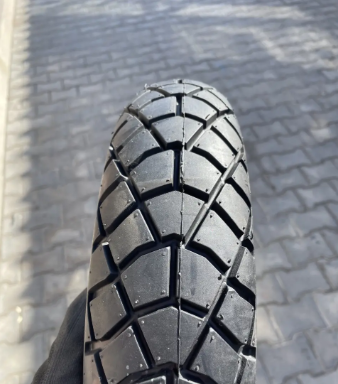 Покришка 3.50-10 безкамерна на скутер Делі S-219 Індонезія