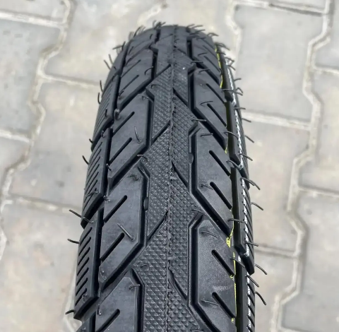 Покришка до скутера 3.00-10 безкамерка стрілка фірми Sosoon SY-087 6PR