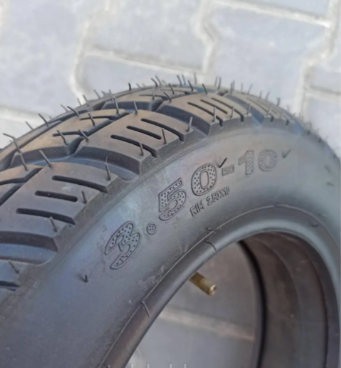 Безкамерка на мопед 3.50-10 шина до скутера фірми GAMA Tubeless
