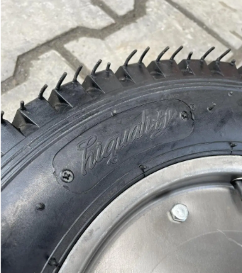 Колесо в зборі 4.00-10 до тачки фірми Hiquality під вісь 17 мм або 20 мм