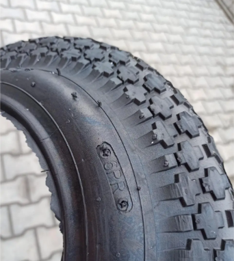 Покришка з камерою 3.50-8 на тачку 6PR фірми ВС Польща 