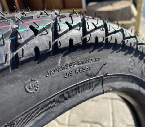 Покришка 90/90-18 (3.50-18) на мотоцикл Иж В'єтнам Casumina CA130A 