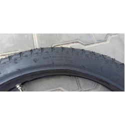 Шина з камерою 2.75-18 на мотоцикл