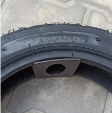 Шина 120.70-12 Sosoon безкамерка на скутер