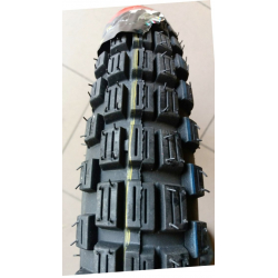 Шина 2.50-16 з камерою для мотоцикла Карпати шипована