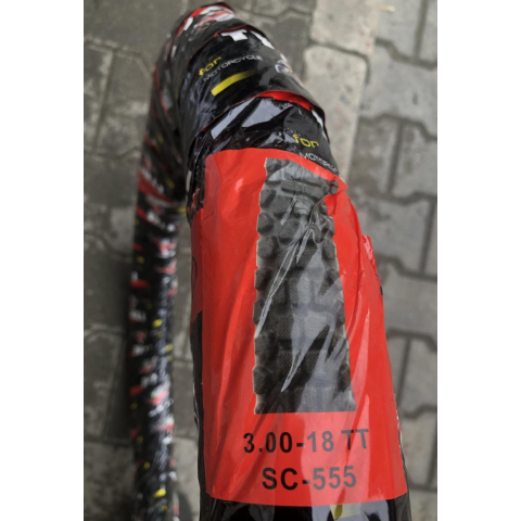 Покришка з камерою 3.00-18 для мотоцикла Минск шипована