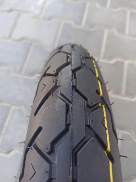 Резина з камерою 3.50-10 на скутер Тайвань трасовий протектор