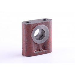 Стійка осі коромисел KM385BT