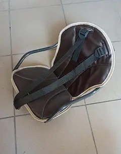 Дитяче сідло на раму велосипеда