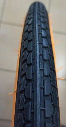 Покришка 28*1.75 на велосипед DRC/SRC 