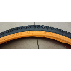 Велошина 26*1.95 шипована В'єтнам