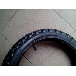 Велосипедна покришка 16*2.125 шипована