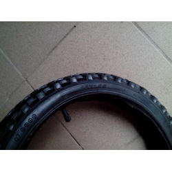 Велосипедна покришка 16*2.125 шипована