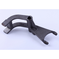 Вилка перемикання шестерні підвищуючої/знижувальної передачі - КПП/6 YBX