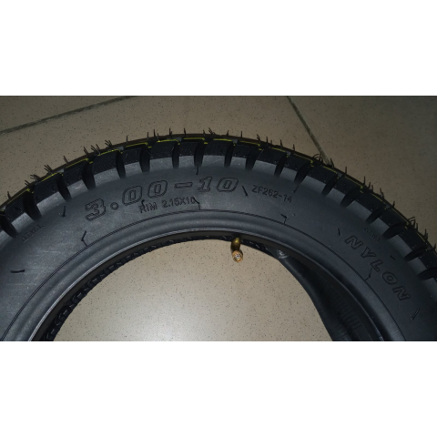 Резина на скутер 3.00-10 з камерою TAIWAN трасова