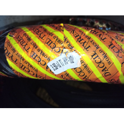 Покришка з камерою 3.50-18 на мотоцикл Іж Ява Юпитер HY-102