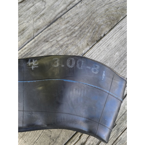 Камера 3.00-8 із вигнутим вентилем