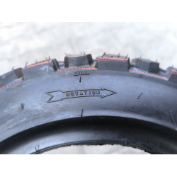 Покришка 3.00-10 безкамерна до скутера Великикий шип WSX-094