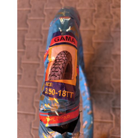 Шина з камерою 3.50-18 GАМА для мотоцикла Іж Юпитер Ява шипована