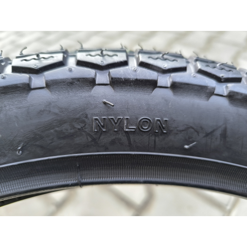 Покришка до мотоцикла 2.75-18 Пакистан траса камерна