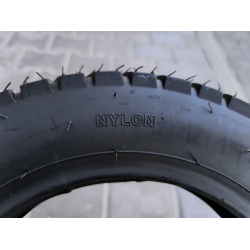 Шина 3.50-10 на скутер безкамерка шипована