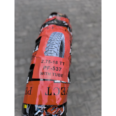 Покришка до мотоцикла 2.75-18 з камерою шипована 8 PR SC-Tyre 537