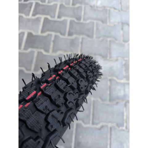 Покришка до мотоцикла 2.75-18 з камерою шипована 8 PR SC-Tyre 537