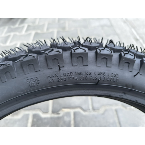 Покришка до мотоцикла 2.75-18 з камерою шипована 8 PR SC-Tyre 537