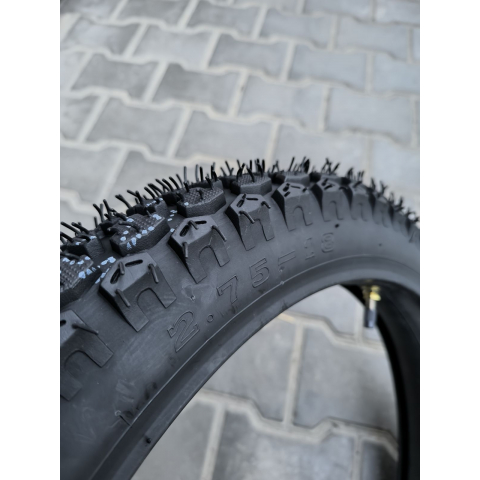 Покришка до мотоцикла 2.75-18 з камерою шипована 8 PR SC-Tyre 537