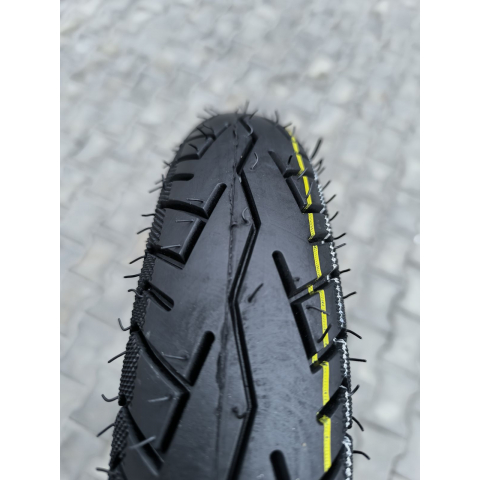 Шина 3.00-10 (80/90-10) безкамерка до скутера фірми Sosoon TL трасова